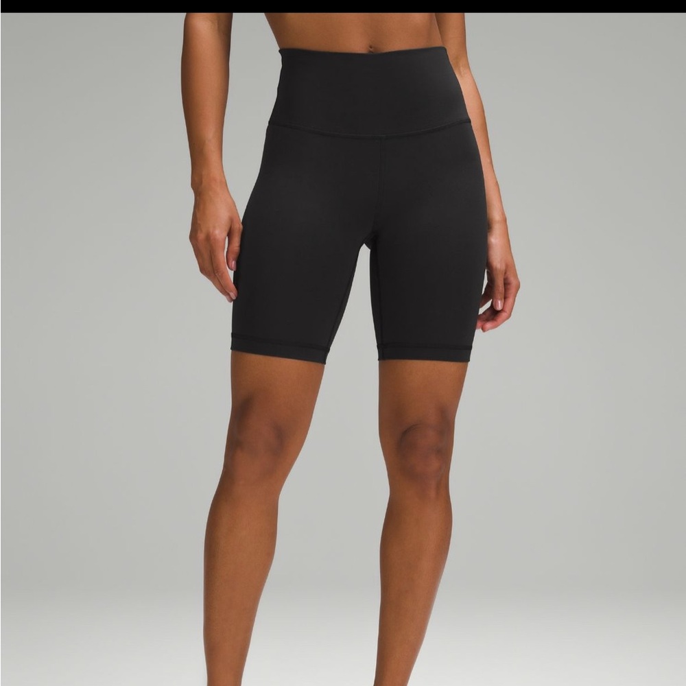 Lululemon Wunder Train 8” black biker shorts